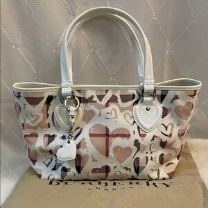 Authentic Burberry Hearts House Check Gracie Tote